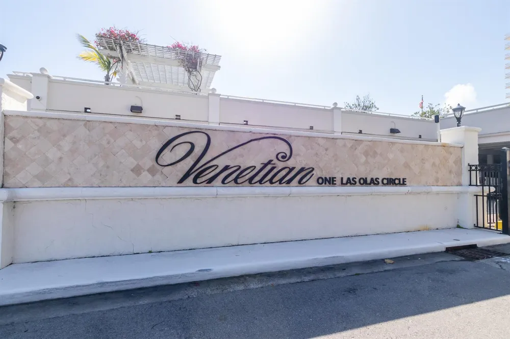 1 LAS OLAS CIRCLE #1105 Fort Lauderdale, FL 33316