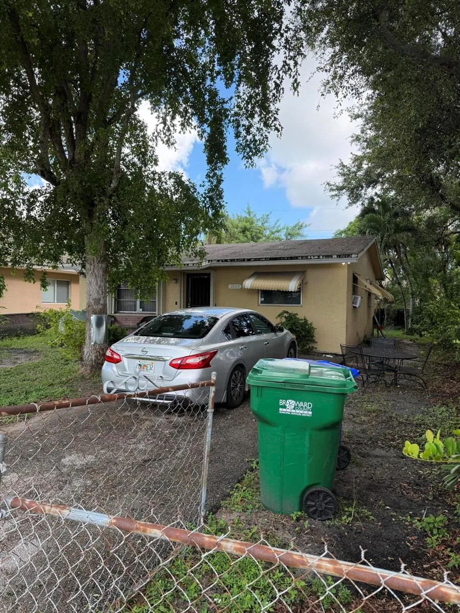 2605 NW 14TH STREET Fort Lauderdale, FL 33311