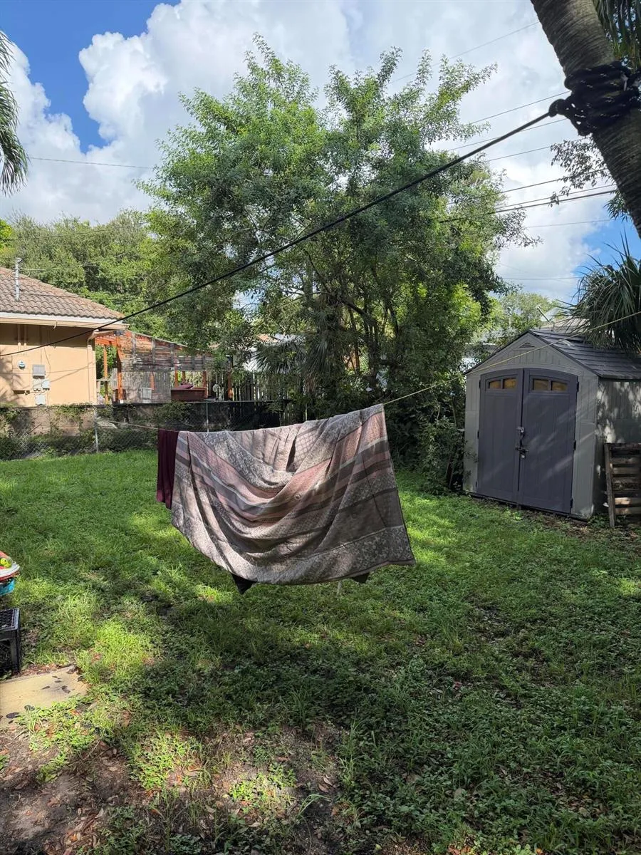 2605 NW 14TH STREET Fort Lauderdale, FL 33311