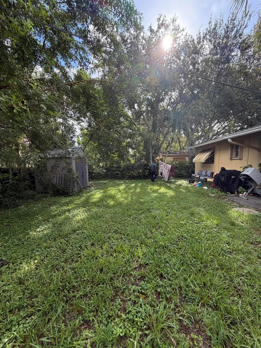 2605 NW 14TH STREET Fort Lauderdale, FL 33311