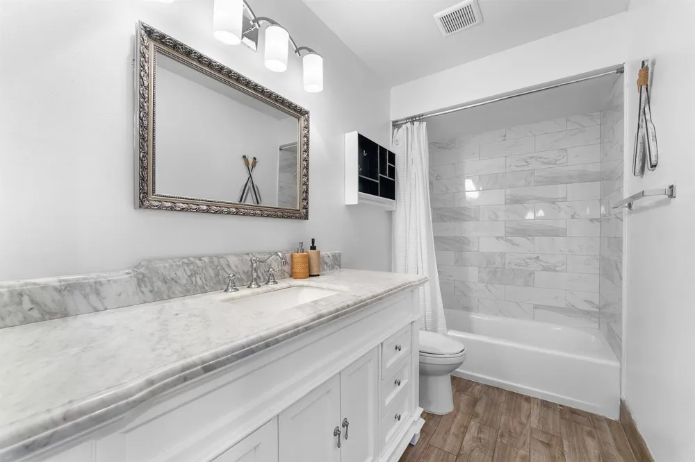 4551 DISCOVERY LANE #11 West Palm Beach, FL 33417