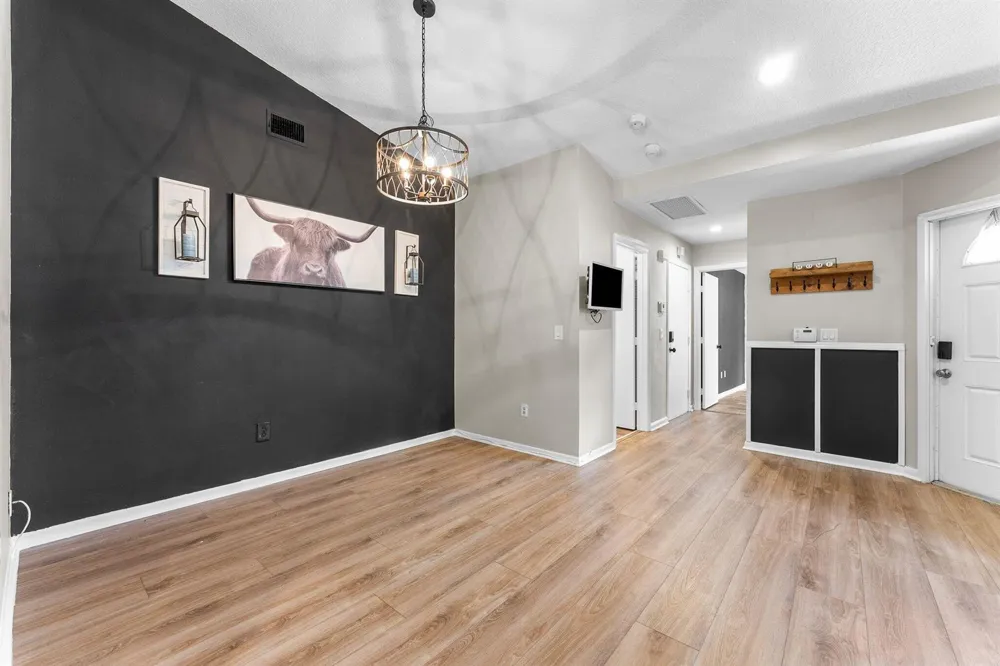 4551 DISCOVERY LANE #11 West Palm Beach, FL 33417