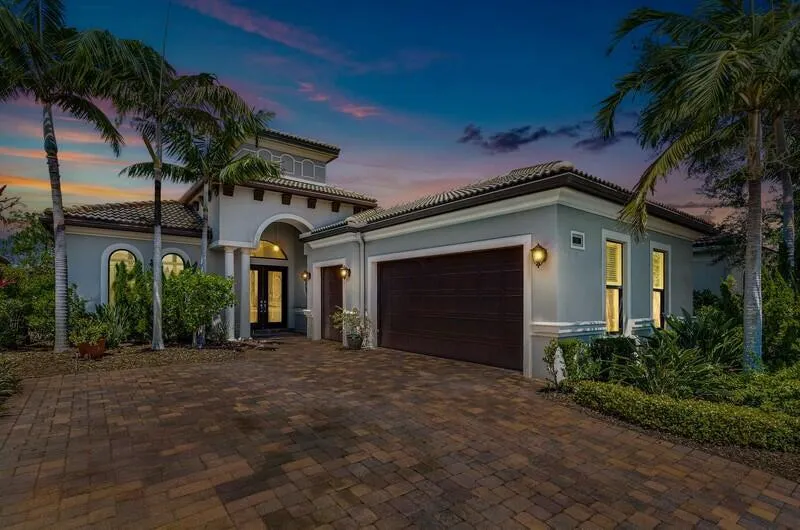 183 Calmo Circle Port St. Lucie, FL 34984