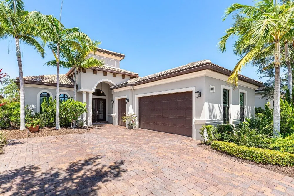 183 Calmo Circle Port St. Lucie, FL 34984