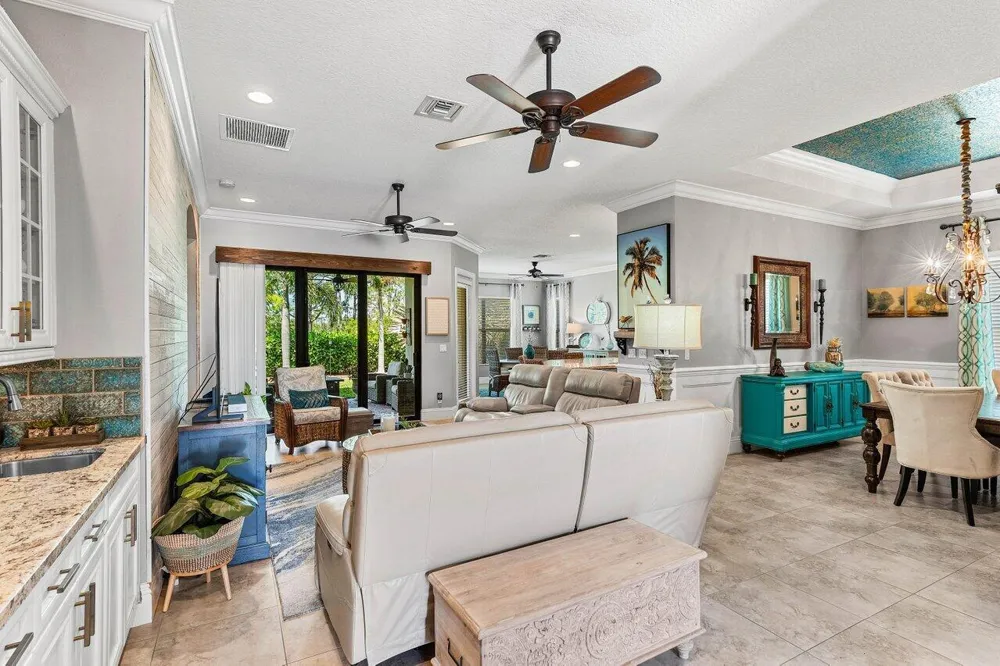 183 Calmo Circle Port St. Lucie, FL 34984