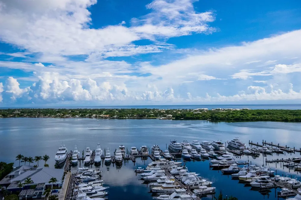 123 Lakeshore Drive #1945 North Palm Beach, FL 33408