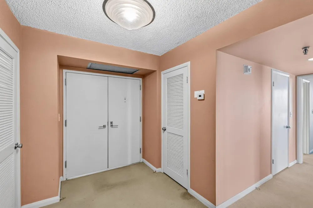 123 Lakeshore Drive #1945 North Palm Beach, FL 33408