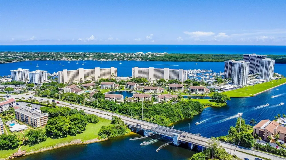 123 Lakeshore Drive #1945 North Palm Beach, FL 33408