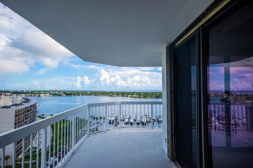 123 Lakeshore Drive #1945 North Palm Beach, FL 33408