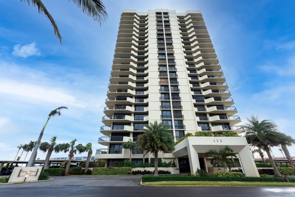123 Lakeshore Drive #1945 North Palm Beach, FL 33408