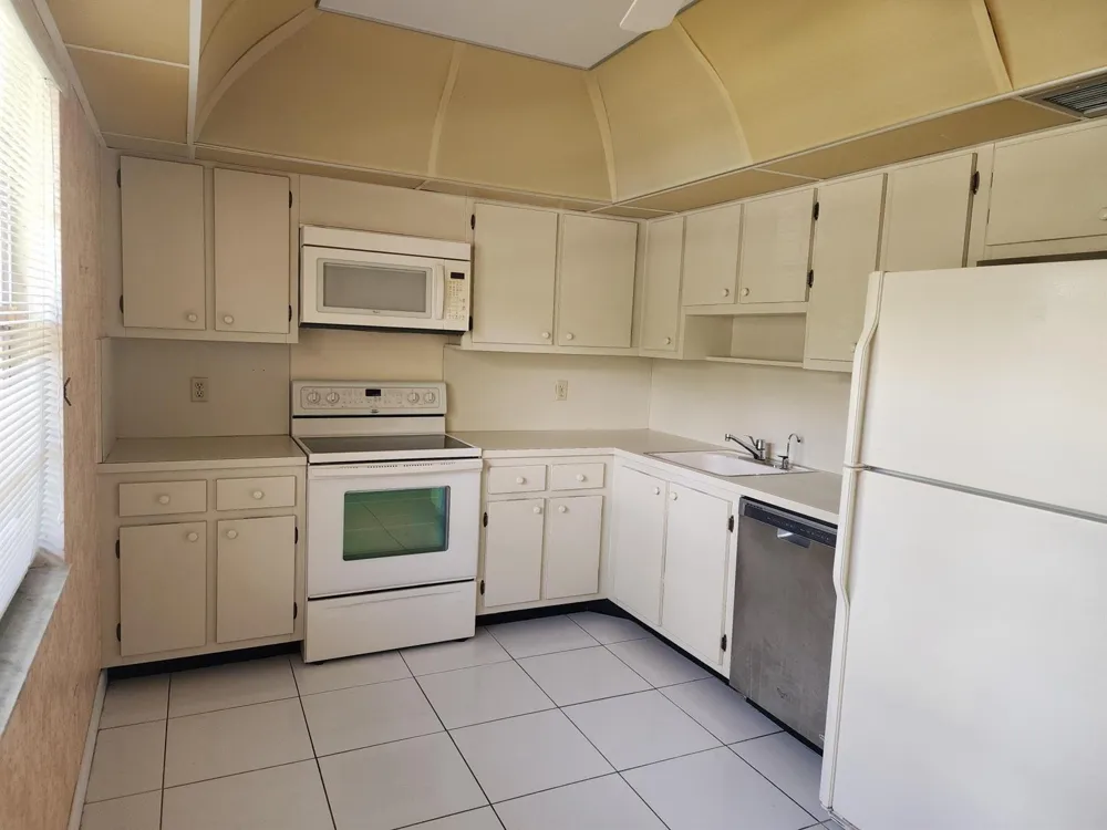 805 CYPRESS BOULEVARD #109 Pompano Beach, FL 33069