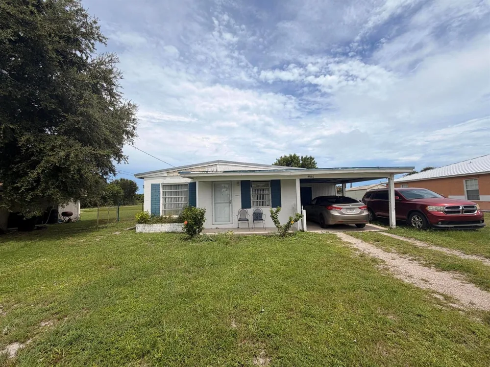 1906 16th Court Fort Pierce, FL 34950