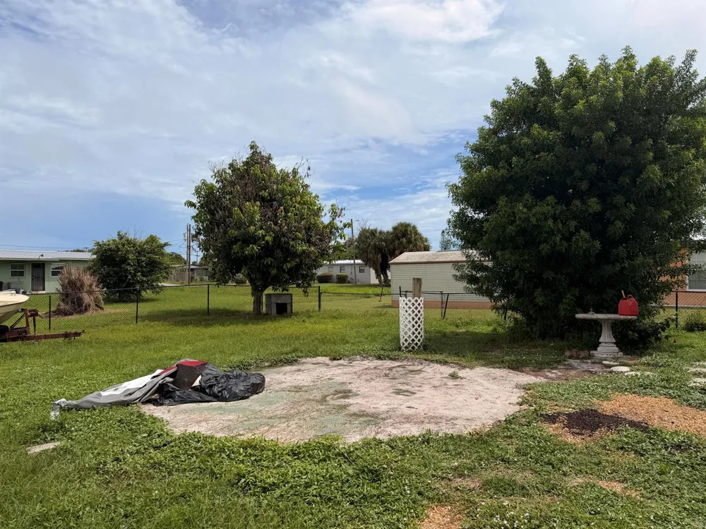 1906 16th Court Fort Pierce, FL 34950