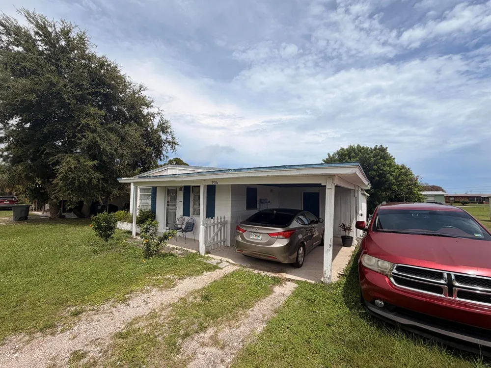 1906 16th Court Fort Pierce, FL 34950