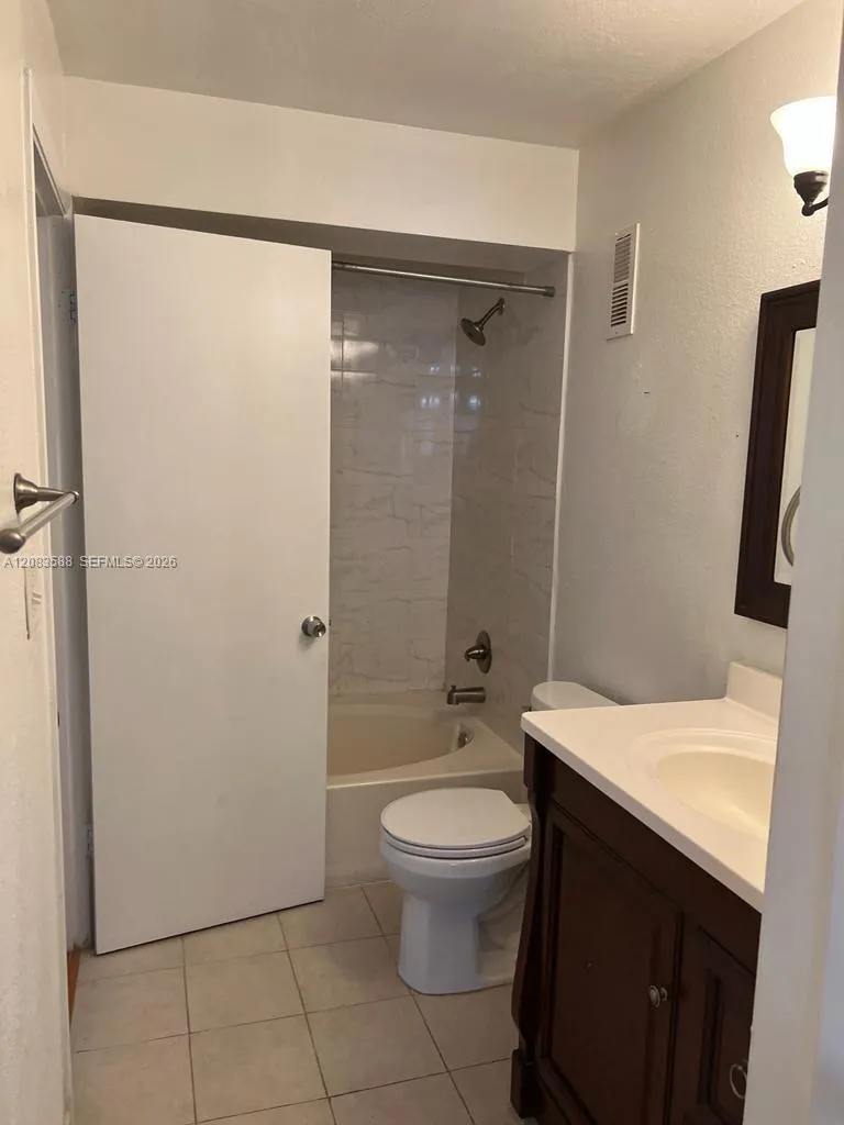 10581 SW 155th Ct #1228 Miami, FL 33196