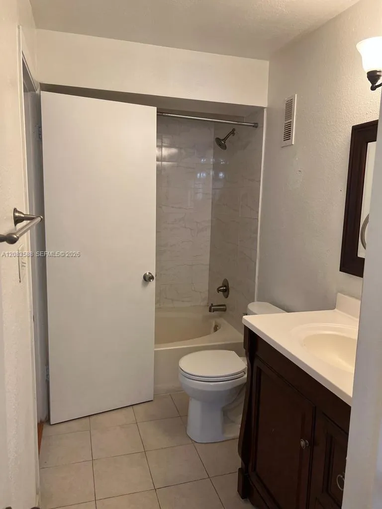 10581 SW 155th Ct #1228 Miami, FL 33196