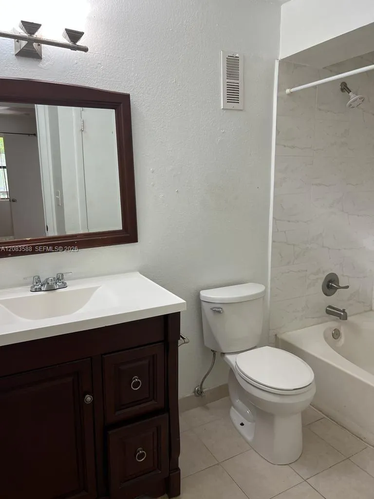 10581 SW 155th Ct #1228 Miami, FL 33196