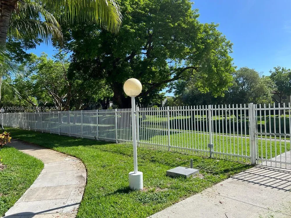 10581 SW 155th Ct #1228 Miami, FL 33196