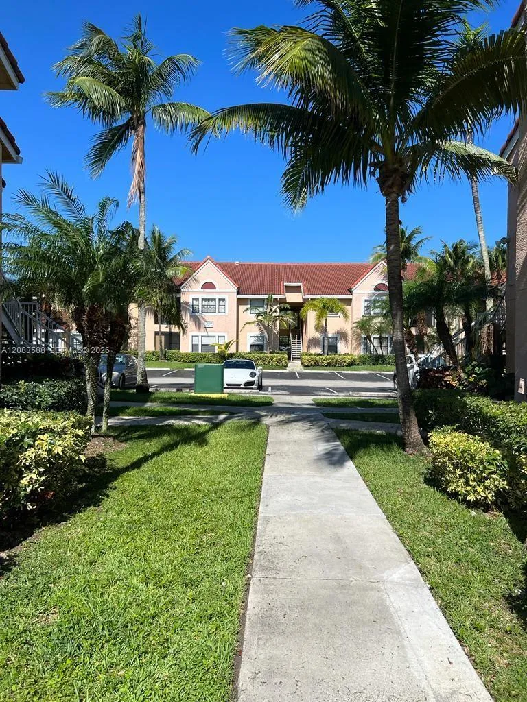 10581 SW 155th Ct #1228 Miami, FL 33196
