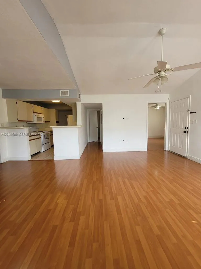 10581 SW 155th Ct #1228 Miami, FL 33196