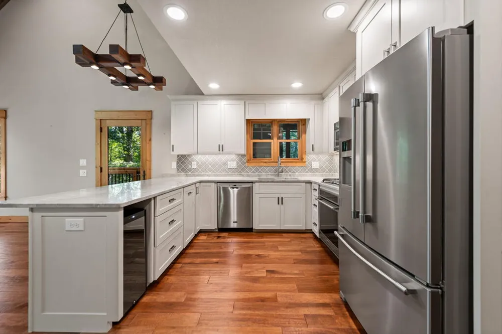 2634 Mountain Tops Road Blue Ridge, GA 30513