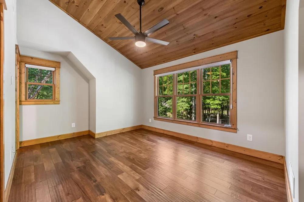 2634 Mountain Tops Road Blue Ridge, GA 30513