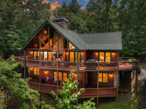 1579 Mangums Trail