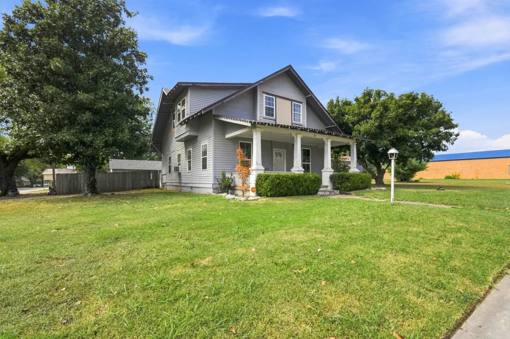 321 S Broadway Street Haskell, OK 74436