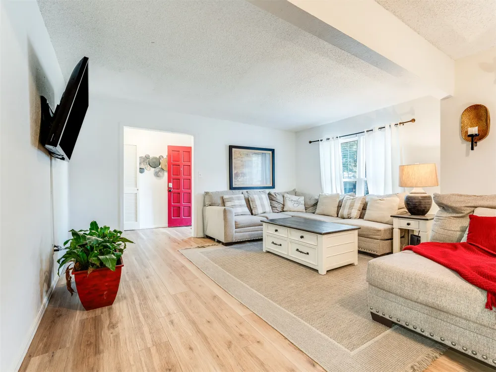 3722 E 85th Place S Tulsa, OK 74137