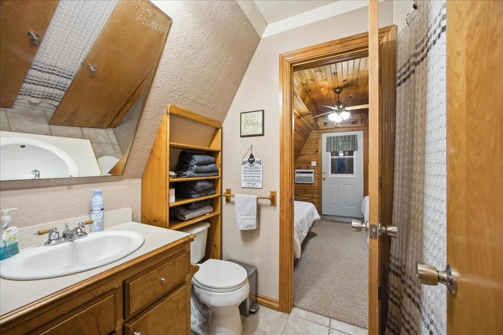 112 BK 1860 ROAD Stigler, OK 74462