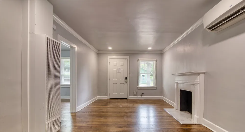 2548 E 8th Street Tulsa, OK 74104