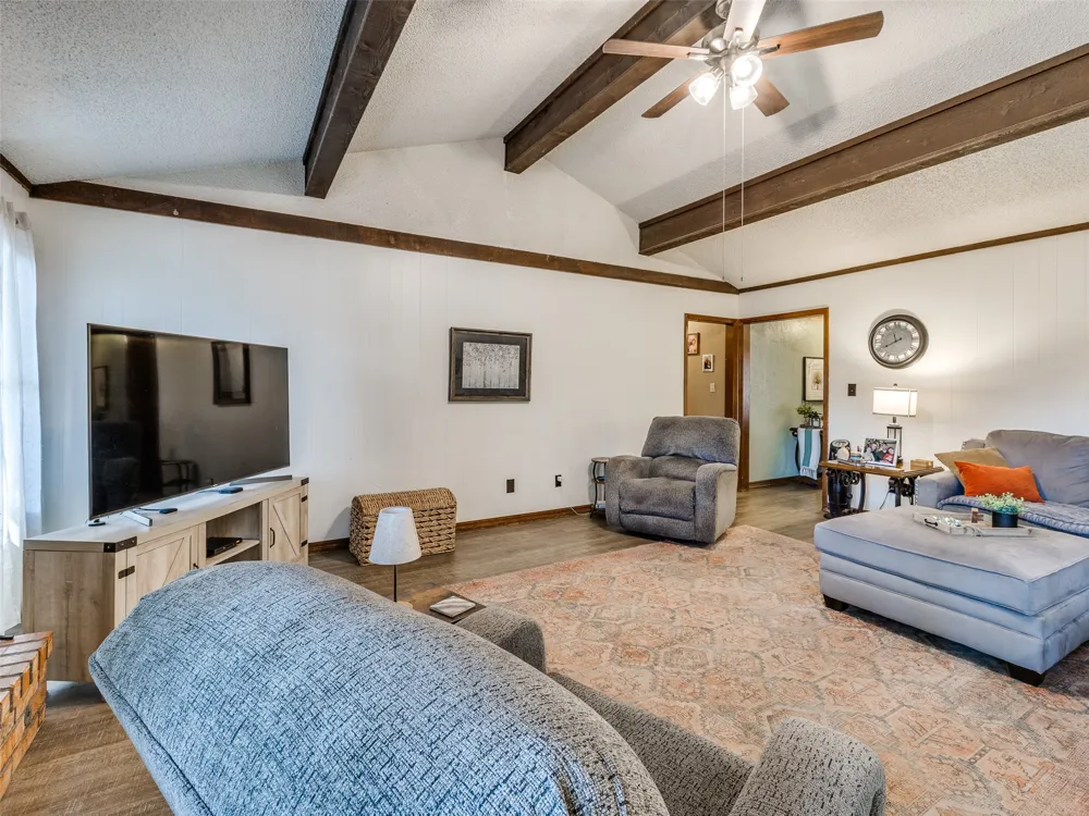 326 Spruce Court Sand Springs, OK 74063