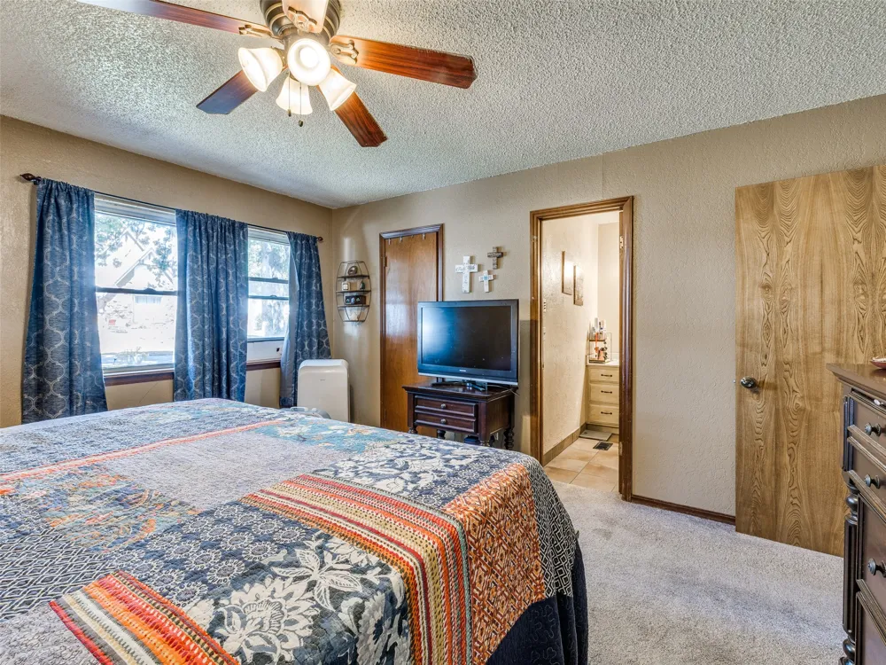 326 Spruce Court Sand Springs, OK 74063