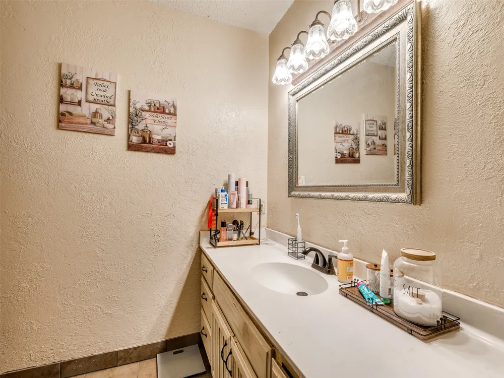 326 Spruce Court Sand Springs, OK 74063