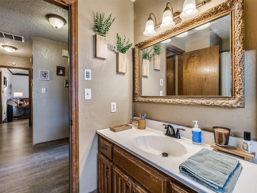 326 Spruce Court Sand Springs, OK 74063