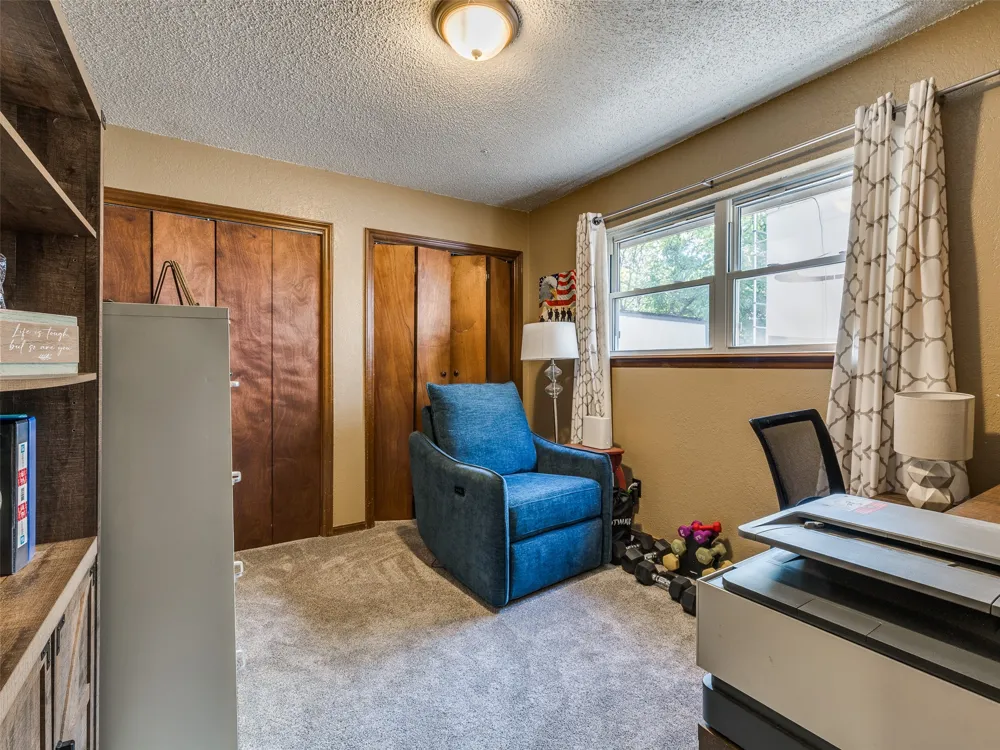326 Spruce Court Sand Springs, OK 74063