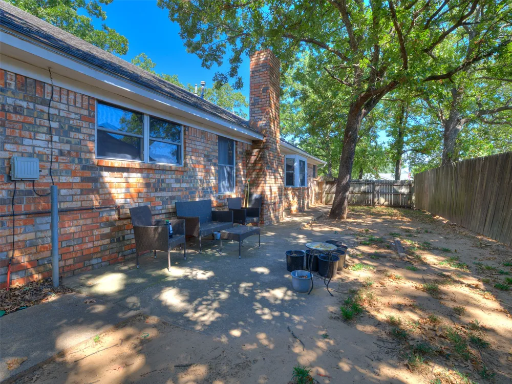 326 Spruce Court Sand Springs, OK 74063