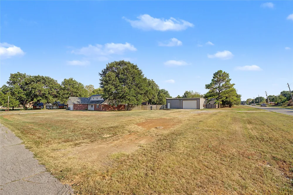 24124 E Sisemore Street Broken Arrow, OK 74014