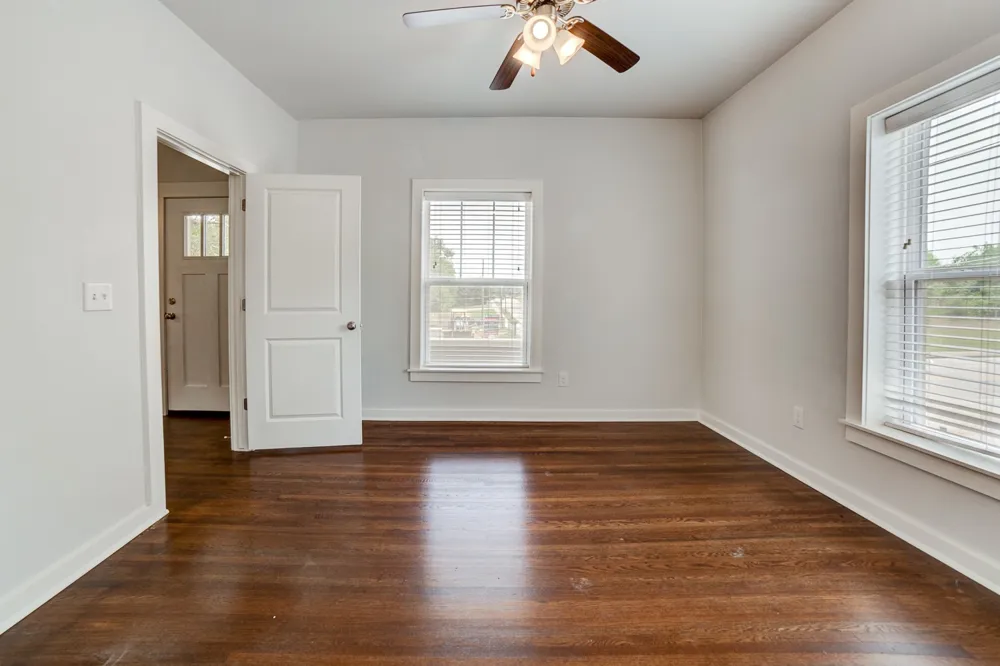 1102 Main Street Tulsa, OK 74106
