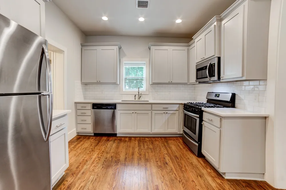 1102 Main Street Tulsa, OK 74106