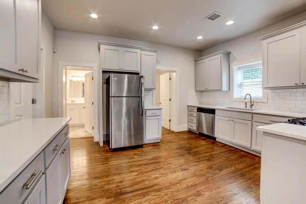 1102 Main Street Tulsa, OK 74106