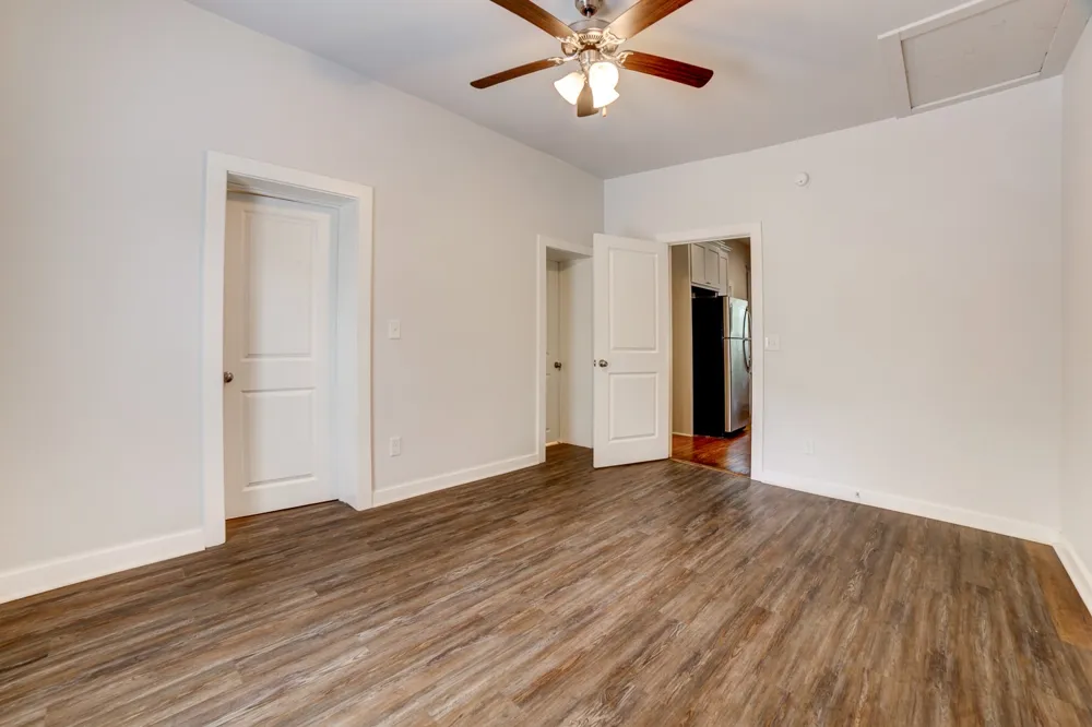 1102 Main Street Tulsa, OK 74106