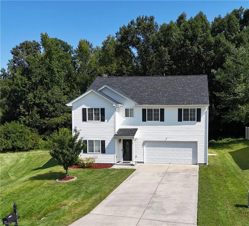 1015 Cayley Court High Point, NC 27260