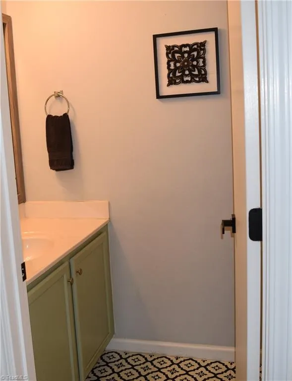 1015 Cayley Court High Point, NC 27260