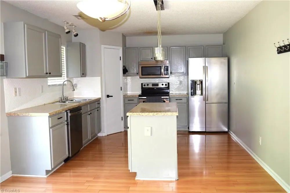 1015 Cayley Court High Point, NC 27260