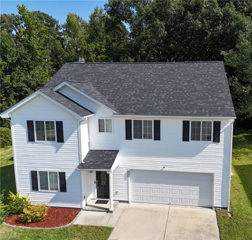 1015 Cayley Court High Point, NC 27260