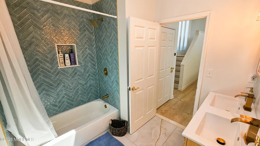 1386 Paul Boulevard Manahawkin, NJ 08050