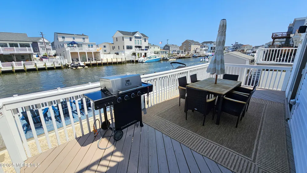 1386 Paul Boulevard Manahawkin, NJ 08050