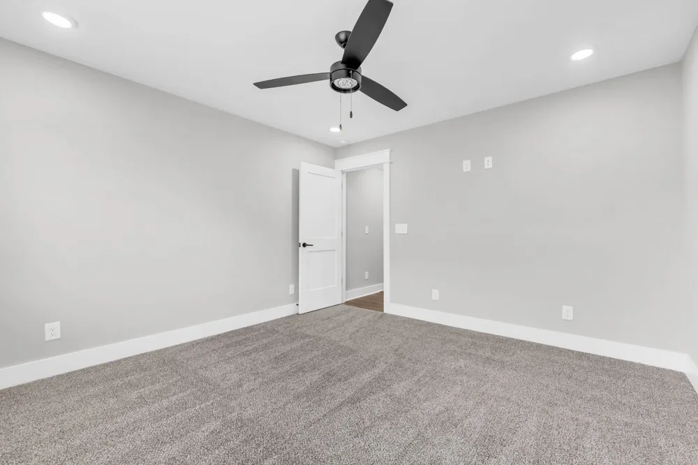 3717 Stillwater Point Clarksville, TN 37043