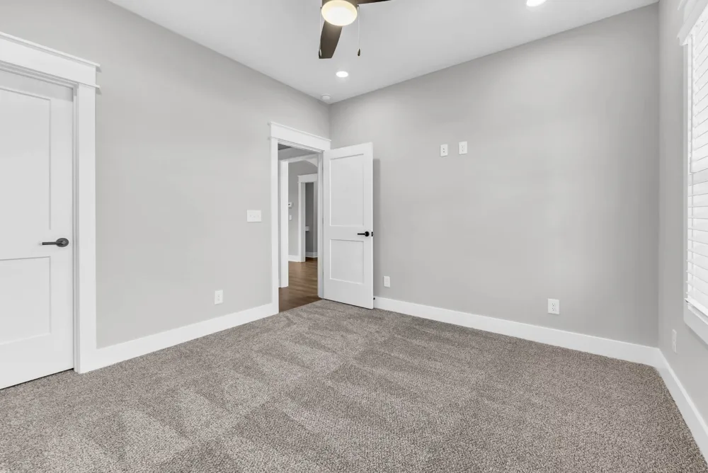 3717 Stillwater Point Clarksville, TN 37043